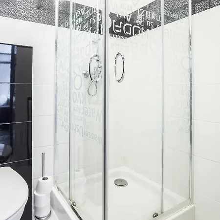 Oomph Apartamento Varsovia